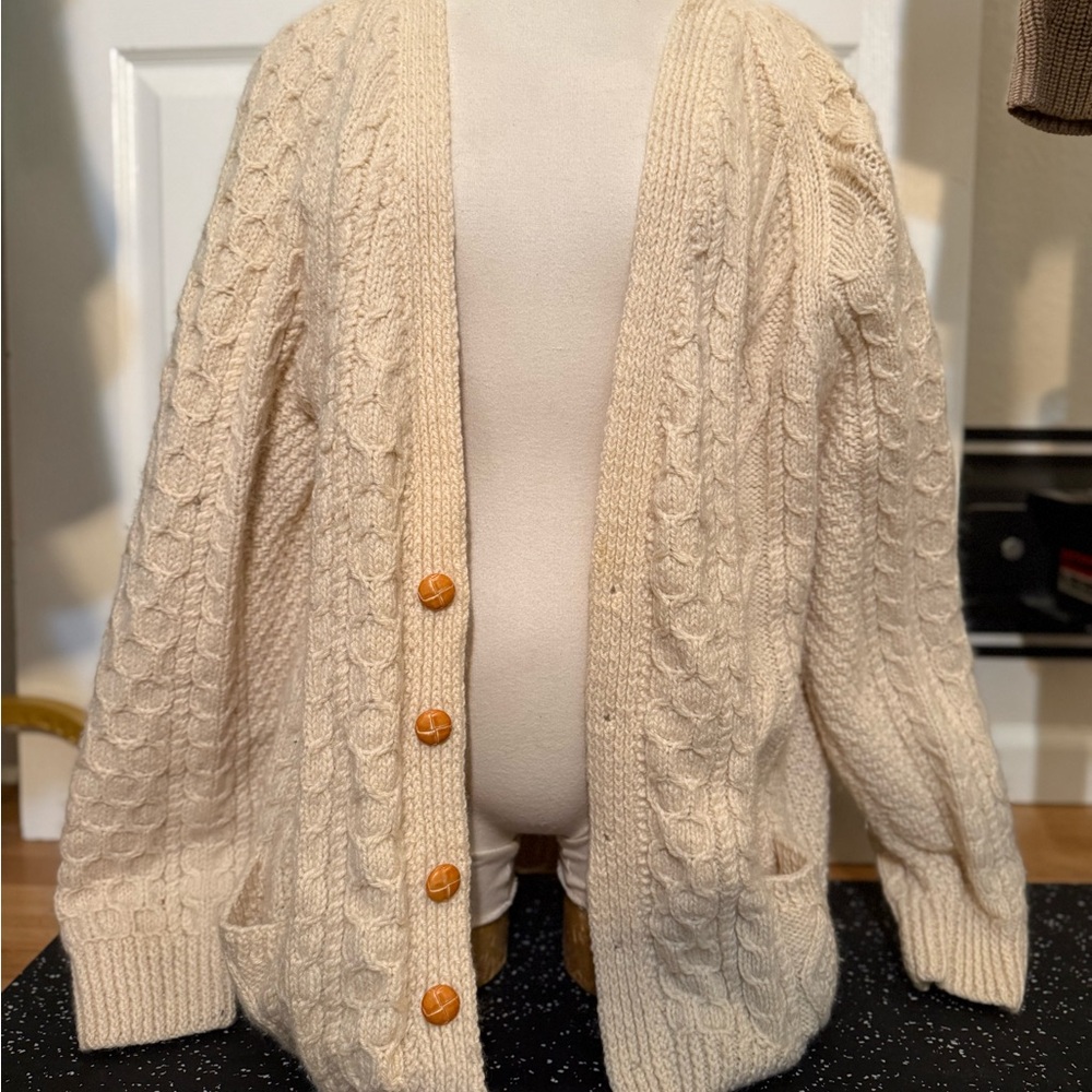 Vintage John Molloy Wool Chunky Cream Cable Knit Cardigan with Oversized Fit - Picture 2 of 12